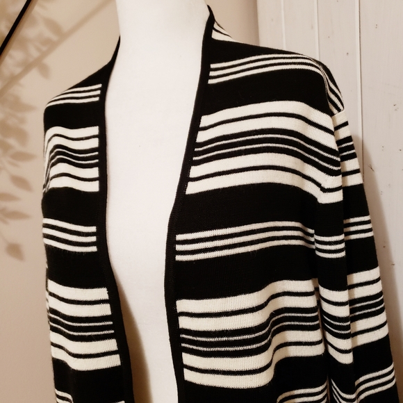 JONES STUDIO | LONG CLASSIC OPEN FRONT STRIPED CAR… - Picture 2 of 10